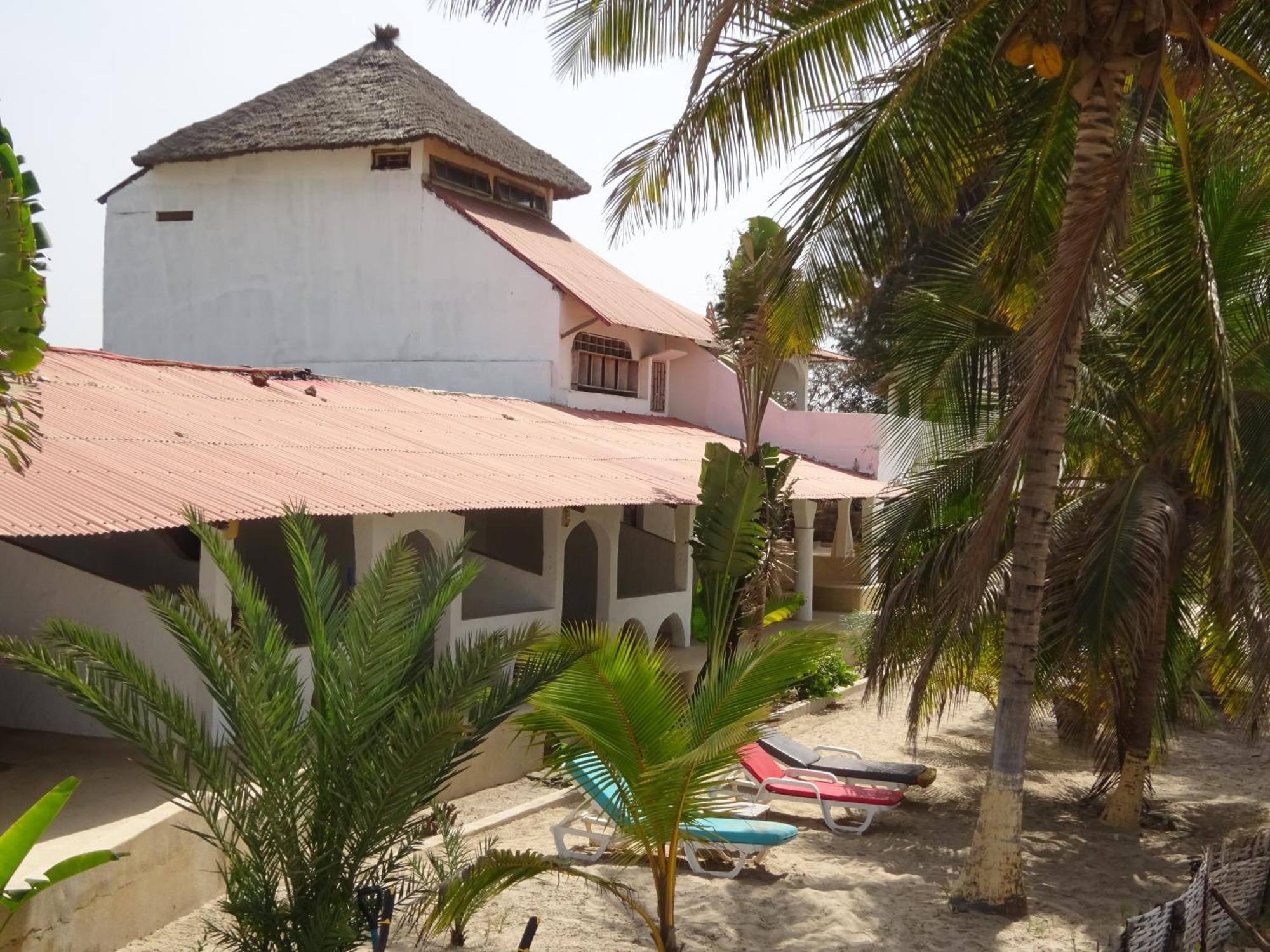 Hotel Du Bar De La Mer Cap Skirring Kabrousse Ngoại thất bức ảnh