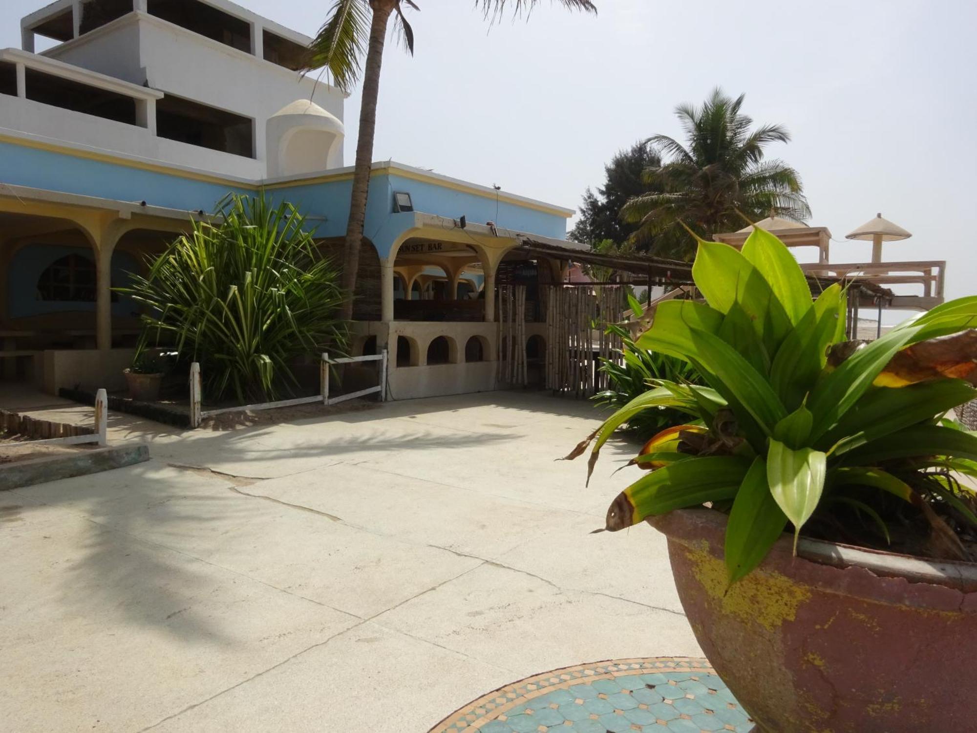 Hotel Du Bar De La Mer Cap Skirring Kabrousse Ngoại thất bức ảnh